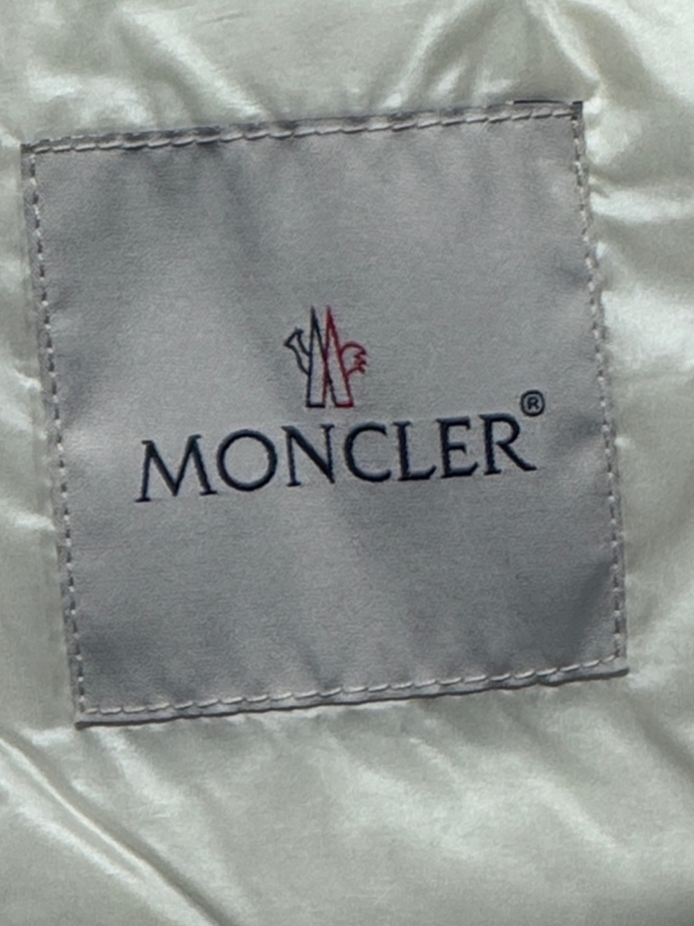 MONCLER Longue Saison Ivory Cream Quilted Down Vest Snap Closure Lightweight 2/M - Picture 5 of 16